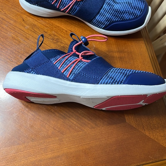 Vionic Berlin Slip On Sneakers Supportive Slip In Breathable Mesh Walking - Picture 6 of 6